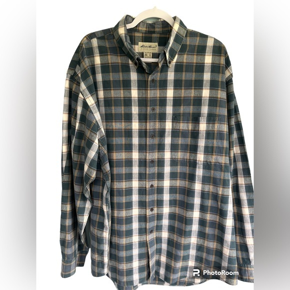 American Apparel Men's Classic Flannel Shirt - Long Sleeve Button-Down
